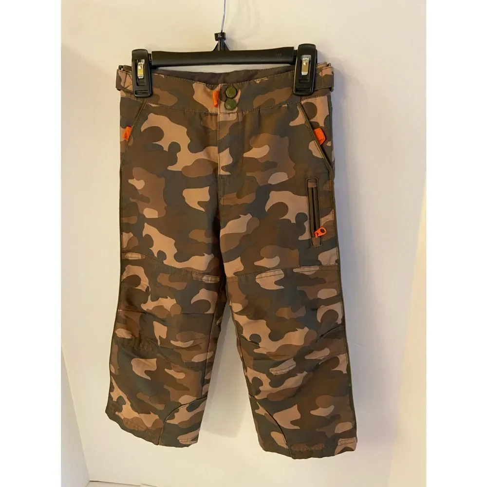 Oshkosh camouflage pants size 4